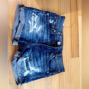 Cute jean shorts